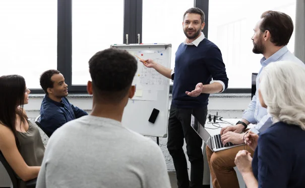 Apa Itu Komunikasi Bisnis Pengertian dan Manfaatnya 1 apa itu komunikasi bisnis