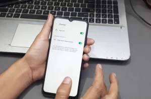Cara Menyembunyikan Aplikasi di HP Android dengan Aman 2 Mengapa Seseorang Ingin Menyembunyikan Aplikasi?