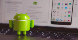 Cara Membuat Aplikasi Android Sendiri dengan Mudah dan Simpel 8 Uji coba konektifitas back end dan user interface aplikasimu