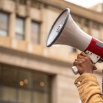 Hubungan Antara Korupsi Dan Bubarnya Voc