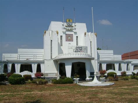 Cirebon Jawa Barat Merupakan Daerah Sentra Industri Terbesar Di Indonesia 1 wapt image post 3173