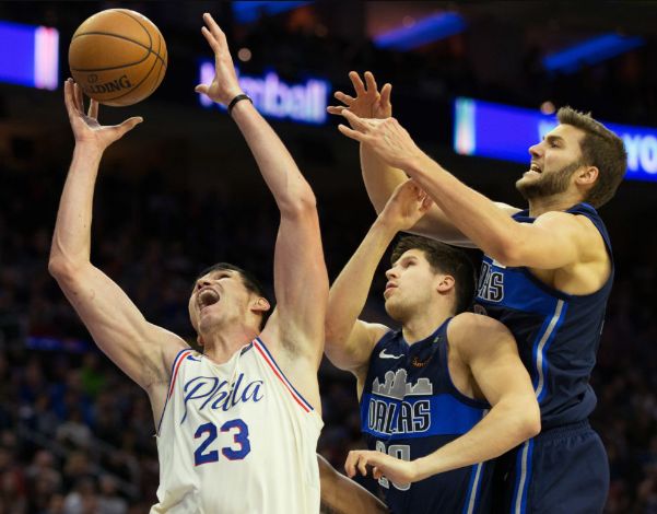 Apa itu Gerakan Rebound dalam Basket 1 Gerakan Rebound dalam Basket