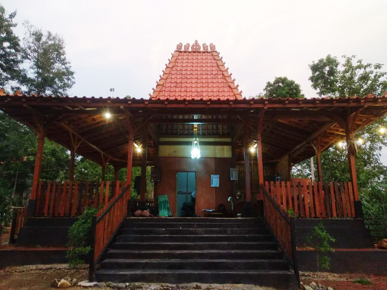 rumah joglo adat jawa tengah