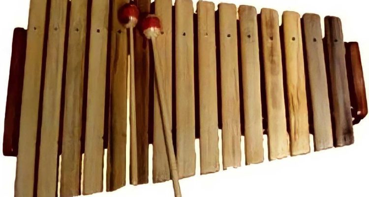 Alat Musik Kolintang