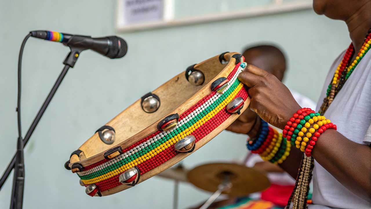 Peran Tamborin dalam Musik Latin